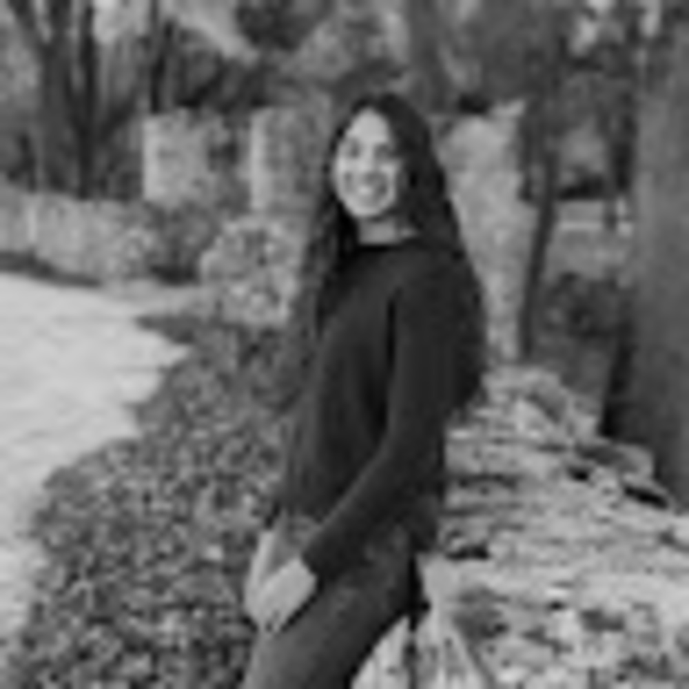 Meet your Posher, Eva